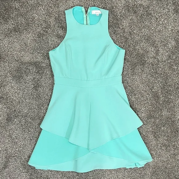 🌺 3/$20 Adelyn Rae Dress - Picture 2 of 10